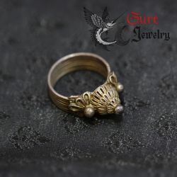 Tribal silver alloy ring top view – crown shape with floral engravings