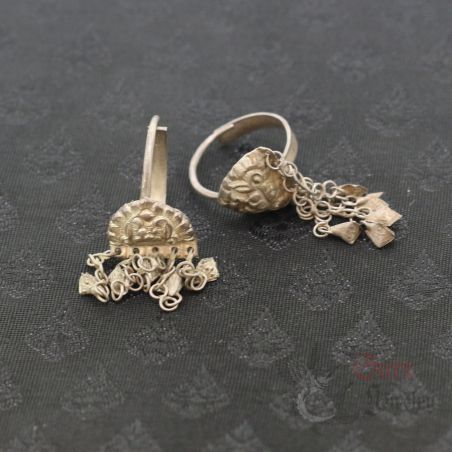 Antique Silver Yao Dragon Motif Earring – Top View