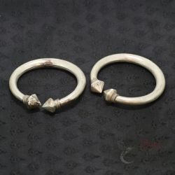 TRIBAL SHAN–TAI YAI HOLLOW SILVER LOTUS CUFF BRACELET – TOP VIEW